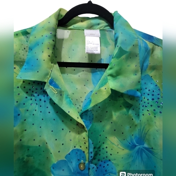 STUDIO C 22W Floral Sheer Embellished Button Down Short Sleeve Tropical Blouse - Picture 3 of 6